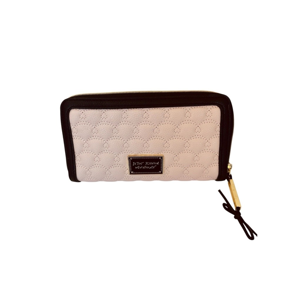 Betsey‎ Johnson Quilted Zip Around Pink & Black Wallet Faux Leather Wallet - Picture 4 of 16